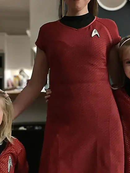 Sexy Trekkie Requests a Probe