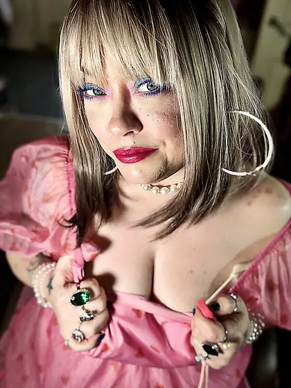 Tina Snua Selfies #120