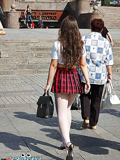 Piernas ricas y medias blancas