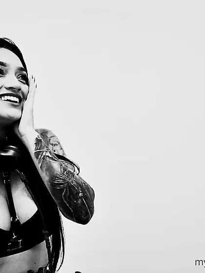 Daniella Dusan Free Photos