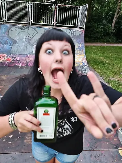 Dutch Goth Girl with great tits