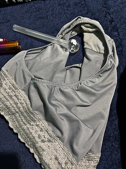 High on my moms panties