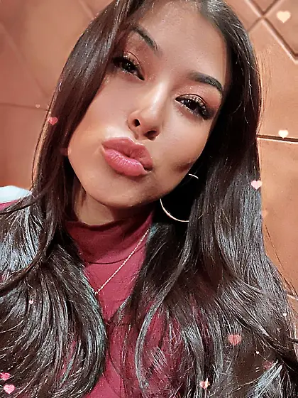 Army Sgt lmk if you have pics of her