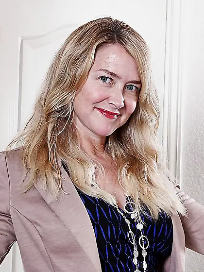 American nude big boobs mom