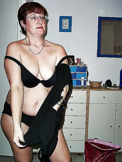 Grandma Cindy is the town cum dump