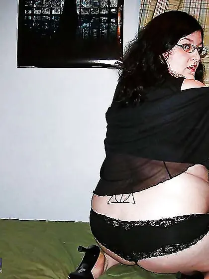 Showcase me your fuck-stick in your mitt