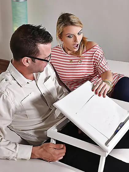 Naive blonde with twin tails anally penetrated with therapist's