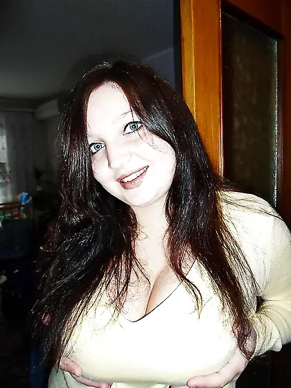 Busty Russian Woman 2541