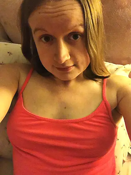 i want a big juicy cock to fill my tight pussy look at my pr