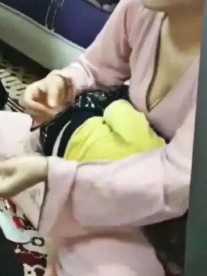 رهام القحبه السوريه