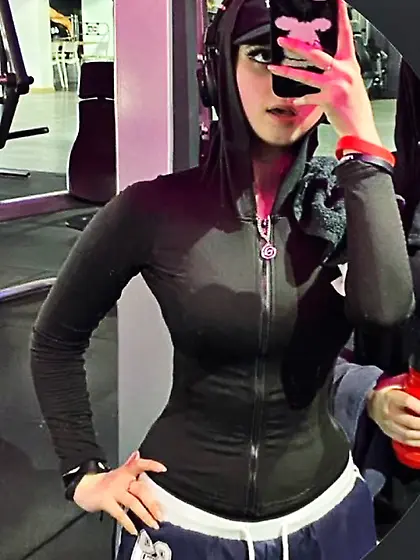 مريم القحبه السوريه