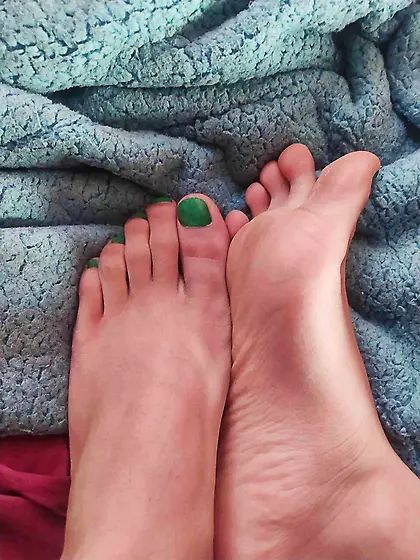 My Sissy Soles and Toes 4 U