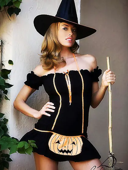 Foxy blonde gal Anita Dark strips her witch costume and shows he