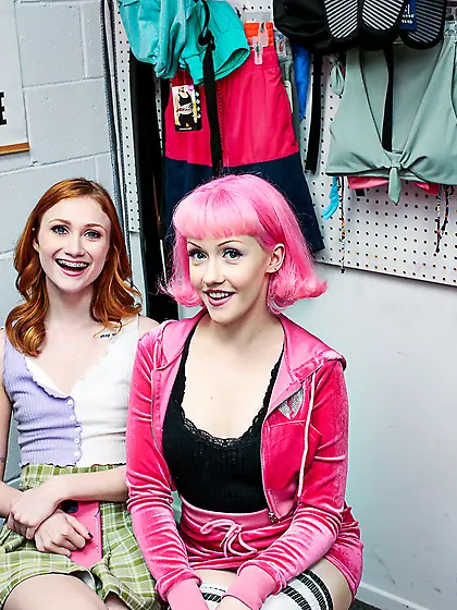 Cute shoplifters Scarlet Skies and Evie Rees get punished for st