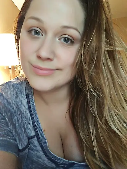 Ashley cell phone pics