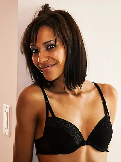 Brunette Courtney Page