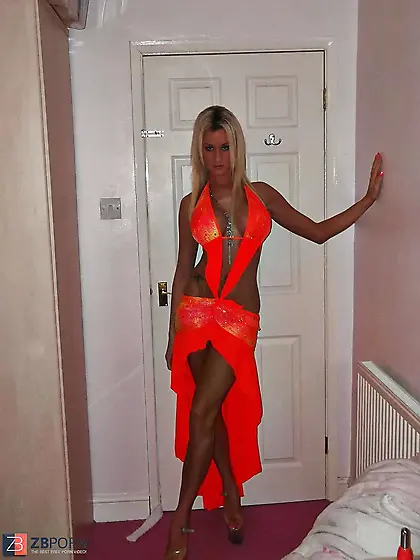 Torrid Stunner UK Prostitute