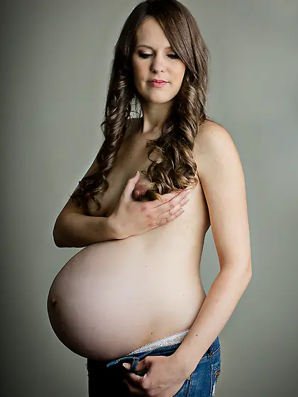 Incredibly Sexy Brunette Pregnant Boudoir