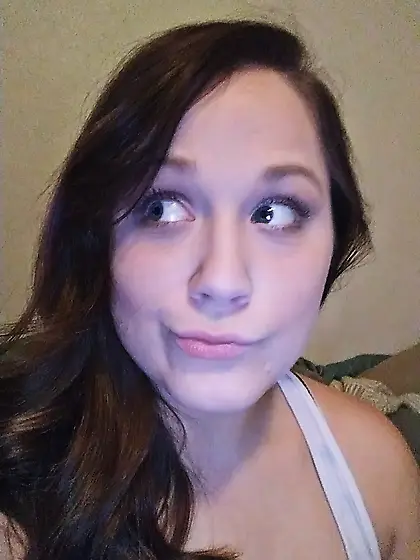 Ashley cell phone pics