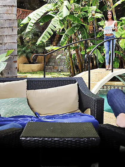 Elegant babe with curvaceous legs and fully grown breasts sucks