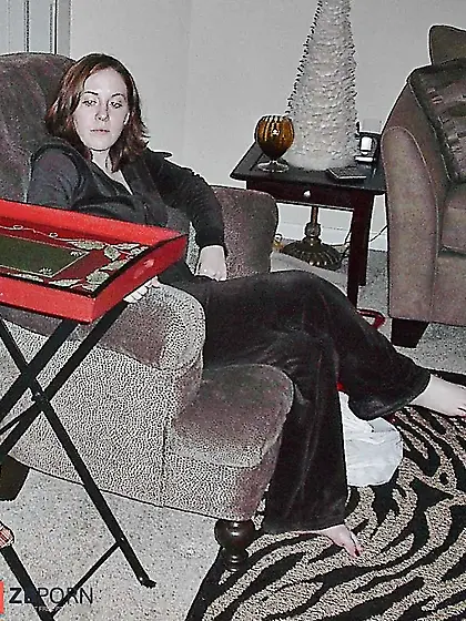 Individual Moments Of A Insane Housewife