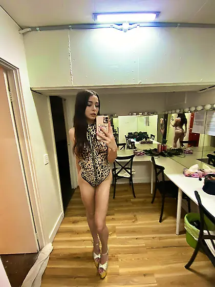 Melbourne sex worker @blazebunnyx @daniellaaagra