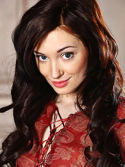 MetArt sample gallery featuring: Julie Vee