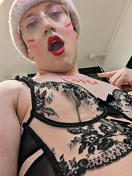 Sissy boy loser cum face