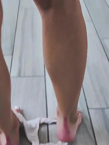 Guy shocked by MILF's bold advances 