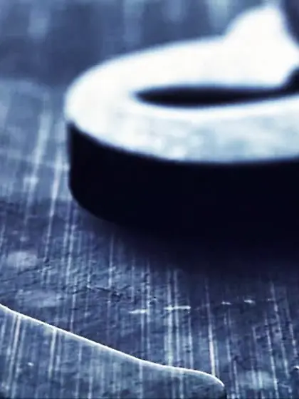 Skinny brunette masturbating top