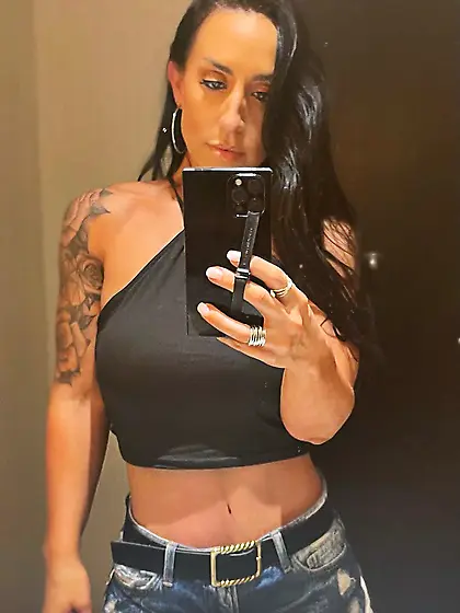 Girl send to side piece