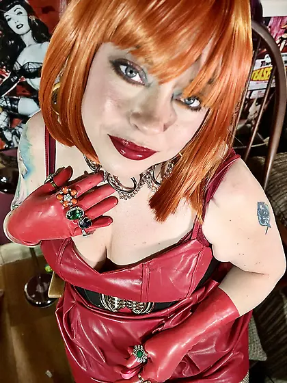 Tina Snua Selfies #138