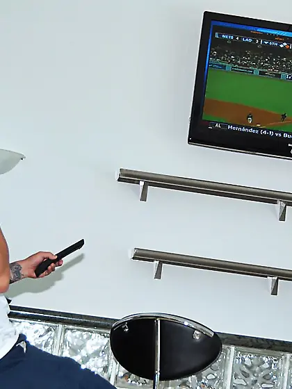 Alluring teen slut Leona Dulce got fucked outdoors by hot stud i