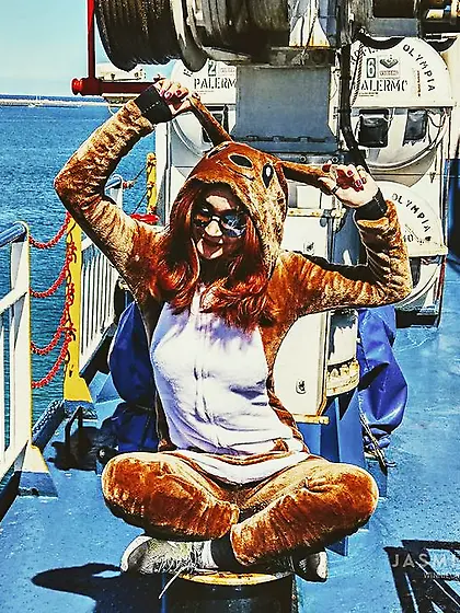 Athletic webcam dildo