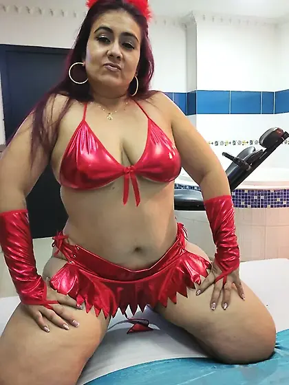 KARLA ESCOBAR Free Photos