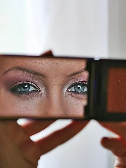 Sophie Moone and Roxy Panther strip together and have intensive