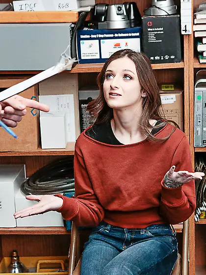 Kenzi Ryans gets banged and jizzed on by Mike Mancini during a s