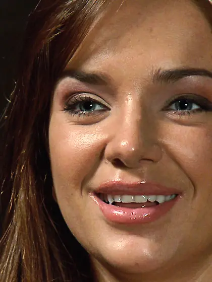 Tied big boobed stunner