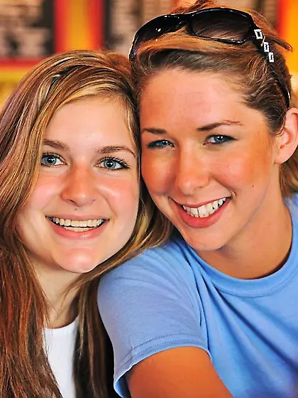 Lina FTV and her friend Danielle FTV in wet t-shirt play with th