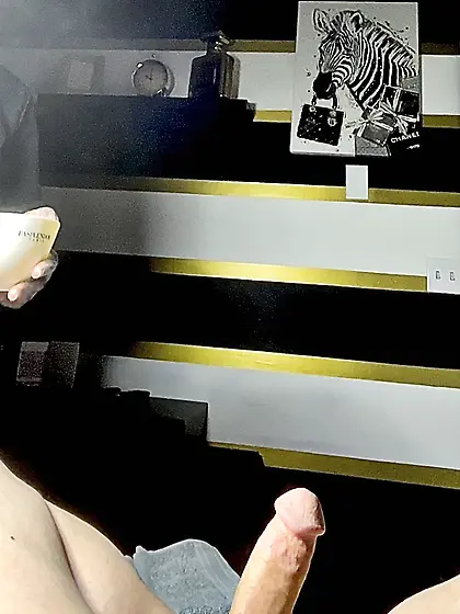 Dick wax at beauty salon