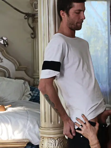 Natural tits lesbian mom fucks daughter