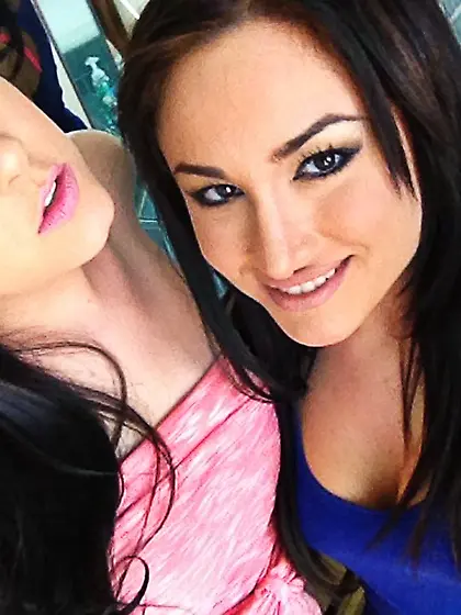 Gabriella Paltrova and Heather Joy strip together and got banged