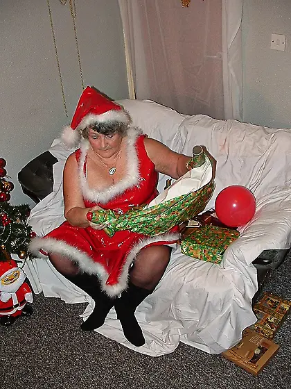 Granny Curvy Grandma Libby from United Kingdom