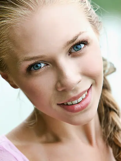 Sexy blonde teen bares it all for Met Art.