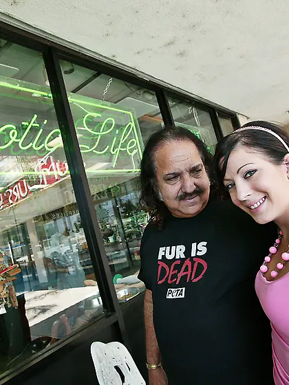 Old geezer seducing a stupid teen slut