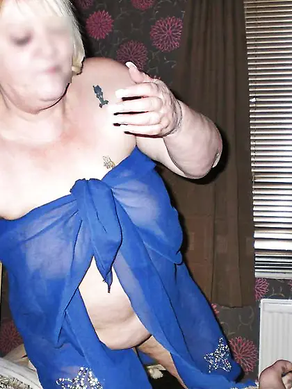 Jenny - Mature Escort in Swindon