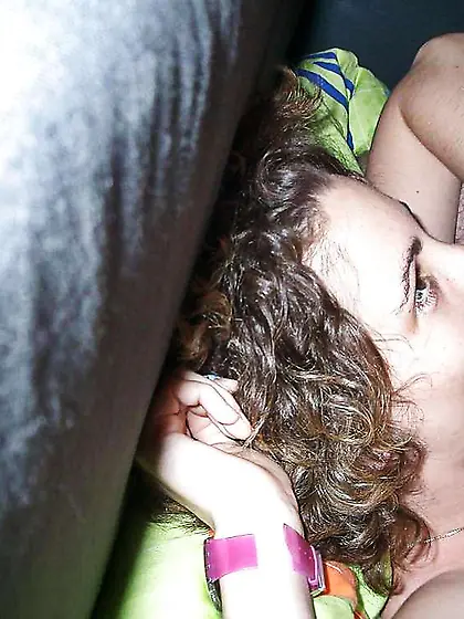 Brown-Haired Nymph Providing Blowage