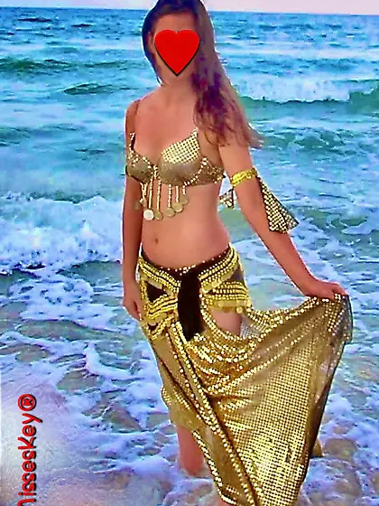 Do you want to dance with me? by MissesKey