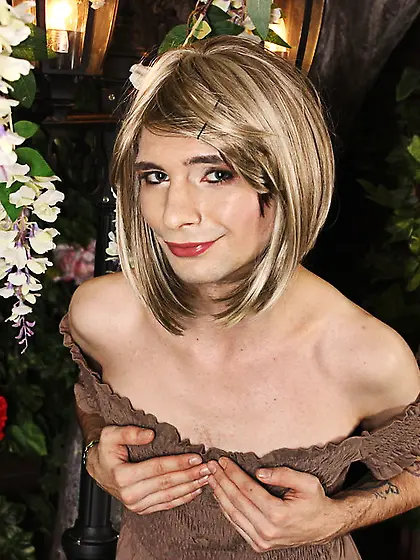 White transgender mystery69girl anal