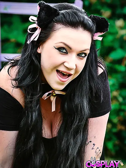 British round ass big tits milk